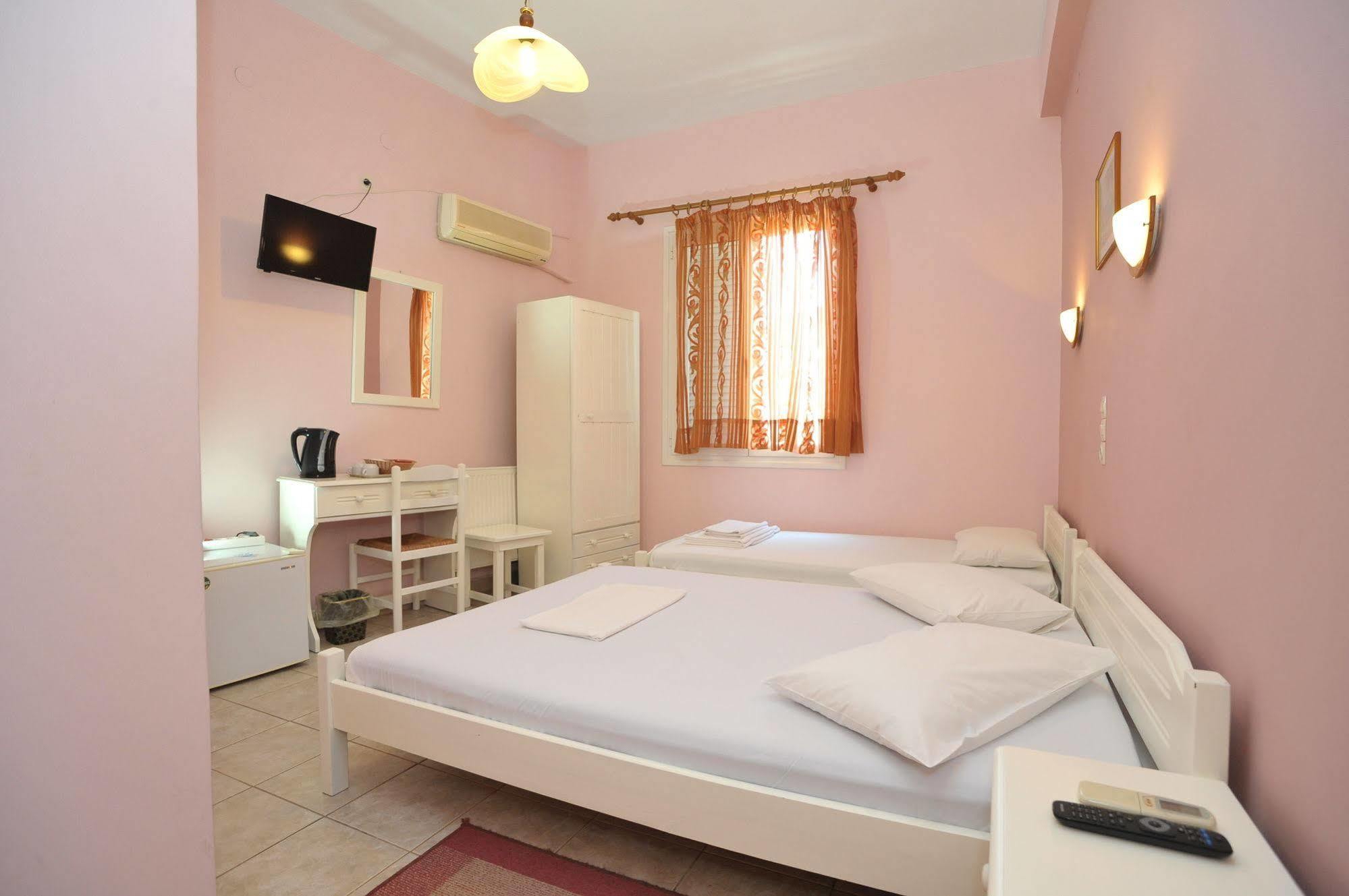 Hera Hotel Nauplia Esterno foto